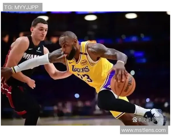 湖人队与热火队精彩对决录像回放全场亮点分析与精彩瞬间回顾